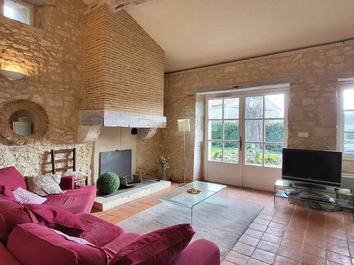 Image No.4-4 Bed House for sale