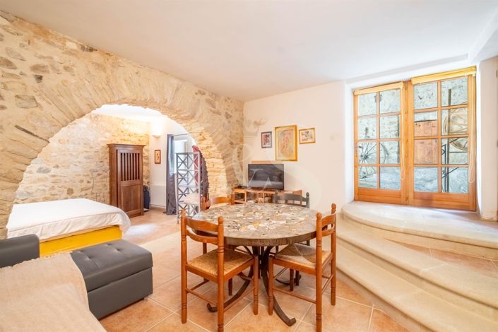 Image No.15-4 Bed House for sale