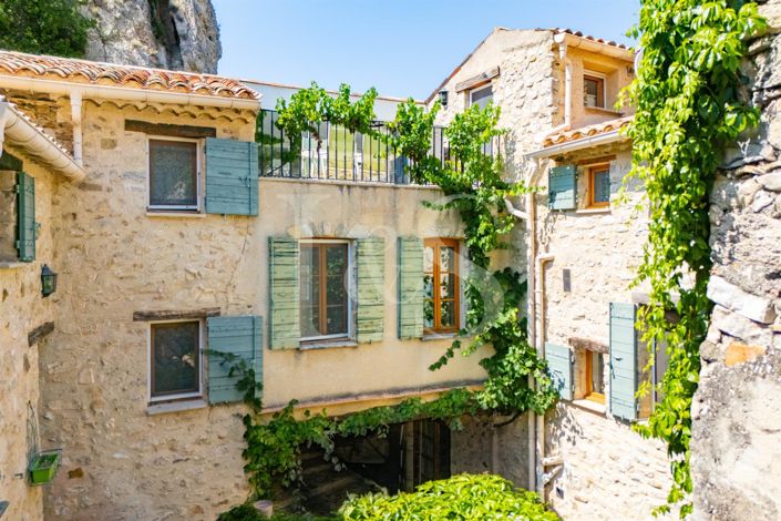 Image No.2-4 Bed House for sale