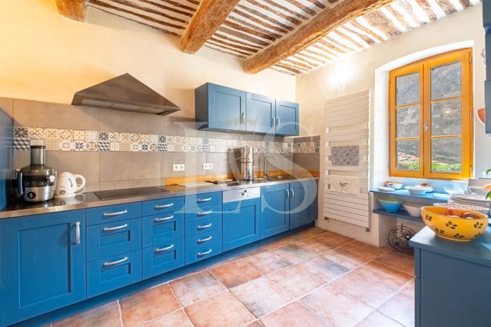 Image No.6-4 Bed House for sale