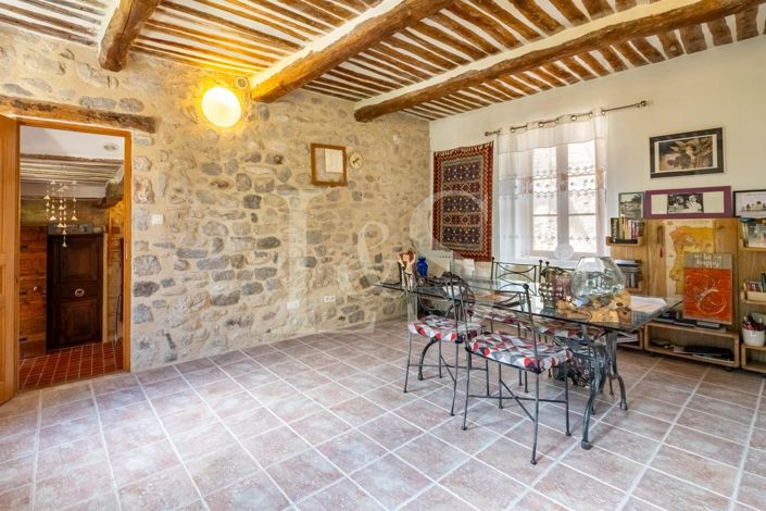 Image No.8-4 Bed House for sale