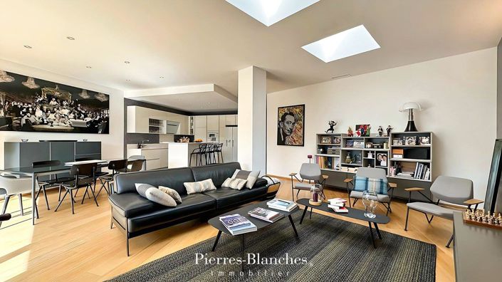 Image No.3-5 Bed House for sale