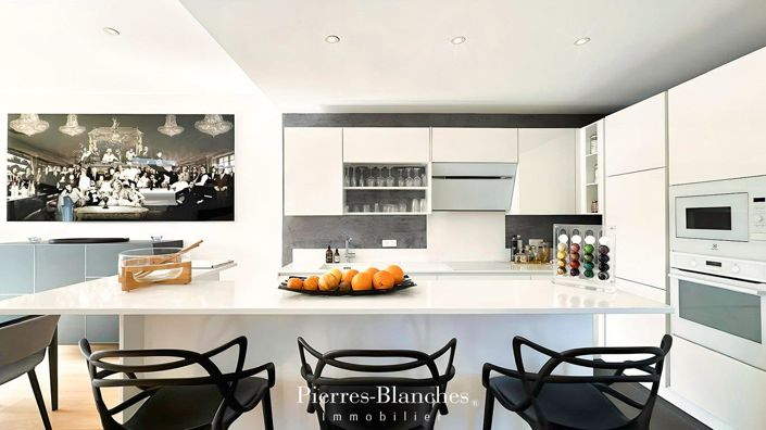 Image No.5-5 Bed House for sale