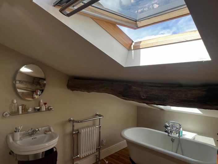 Image No.18-4 Bed House for sale