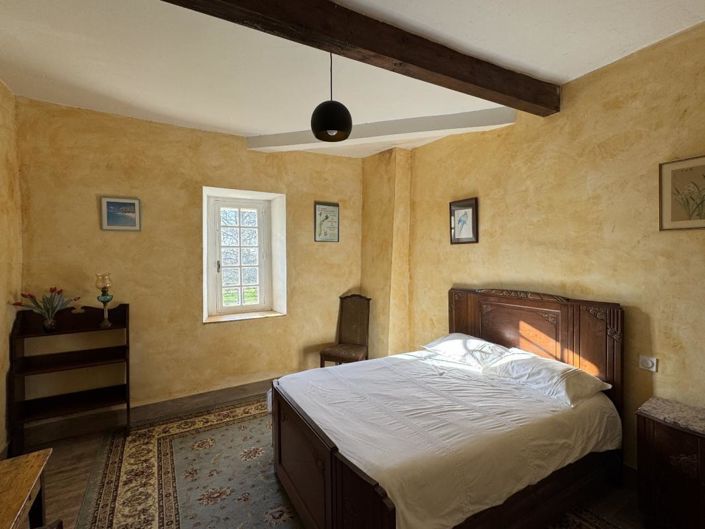 Image No.18-5 Bed House for sale