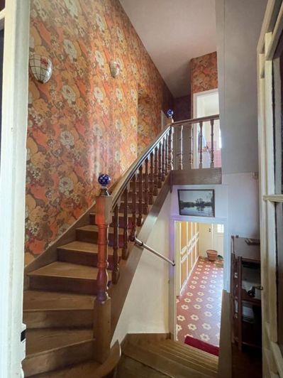 Image No.7-4 Bed House for sale