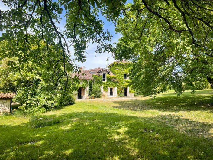 Image No.2-5 Bed House for sale