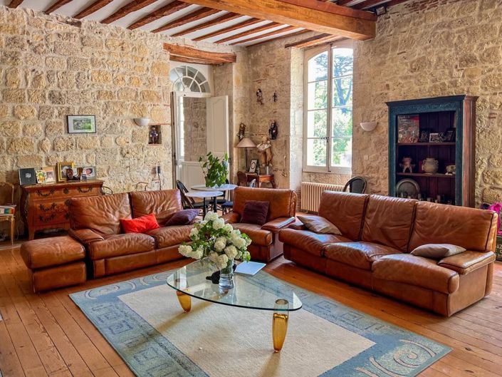 Image No.5-10 Bed Property for sale