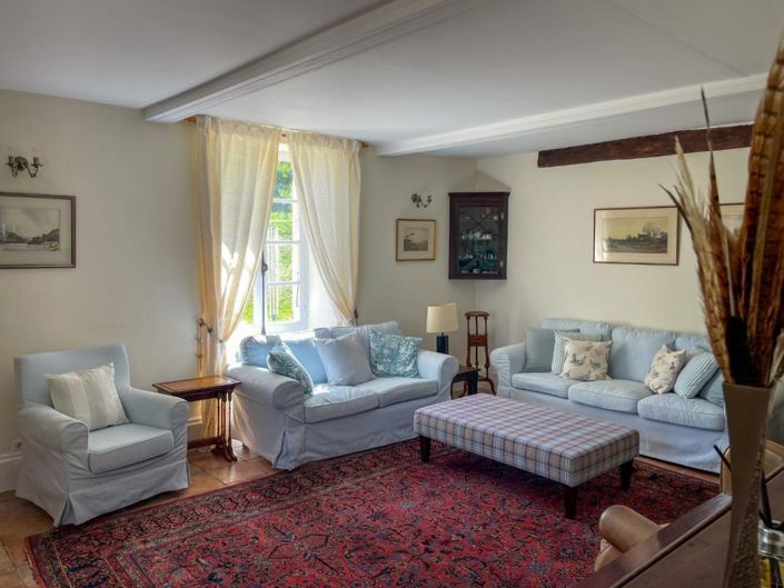 Image No.17-4 Bed House for sale