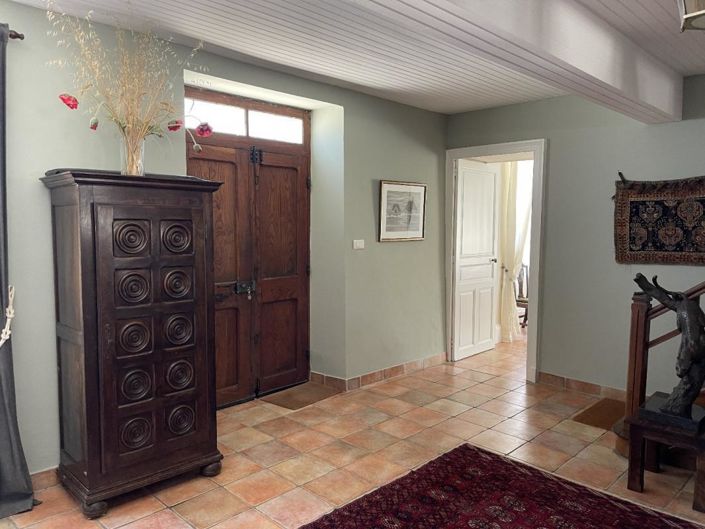 Image No.7-4 Bed House for sale