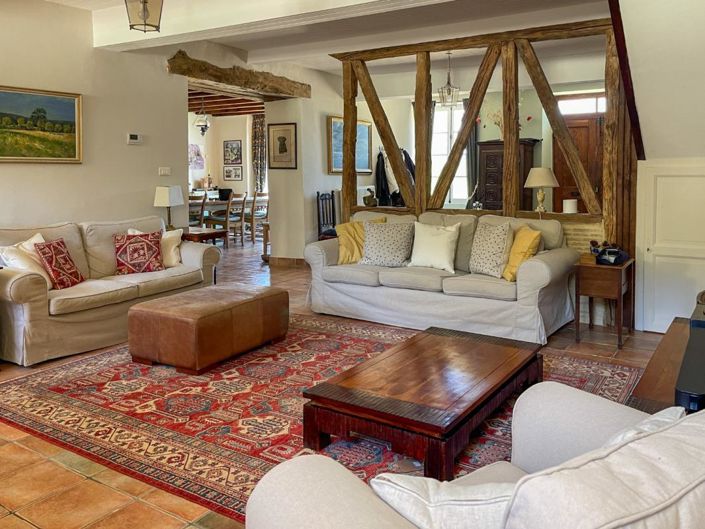 Image No.8-4 Bed House for sale