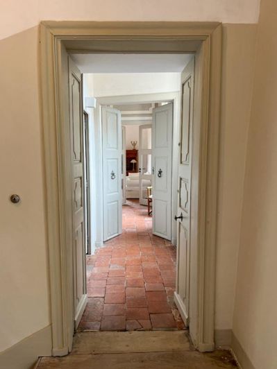 Image No.10-3 Bed House for sale