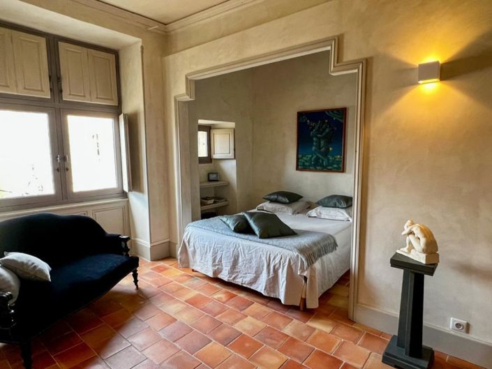 Image No.11-3 Bed House for sale