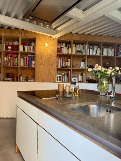 Image No.10-3 Bed House for sale