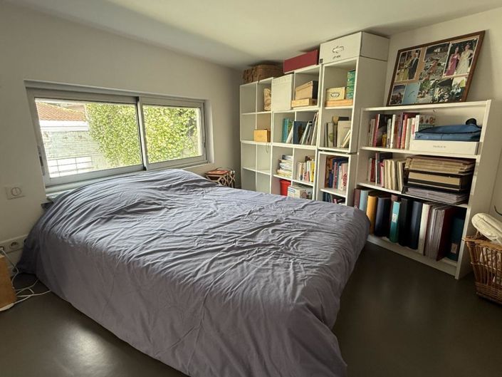 Image No.15-3 Bed House for sale