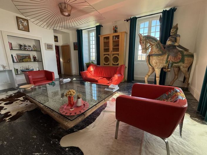 Image No.8-4 Bed House for sale