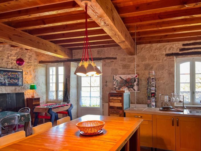 Image No.10-3 Bed House for sale