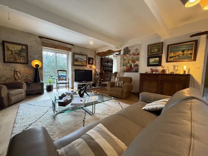 Image No.3-4 Bed House for sale