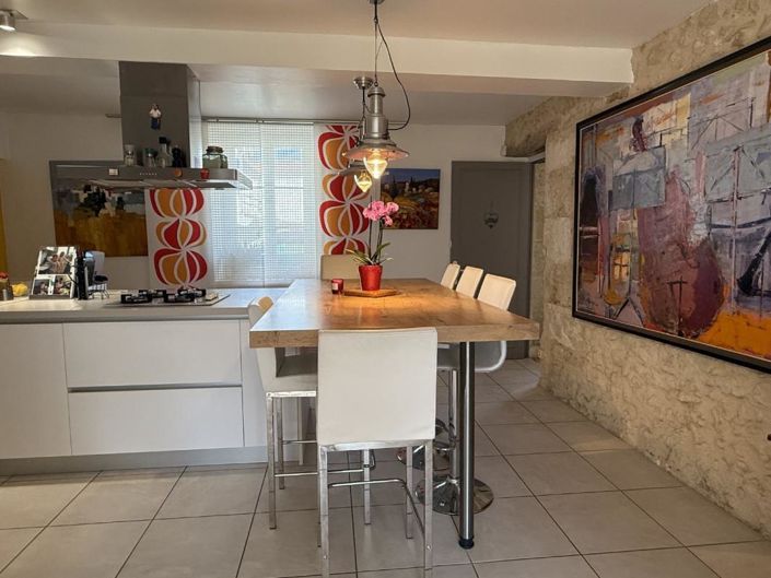 Image No.6-4 Bed House for sale