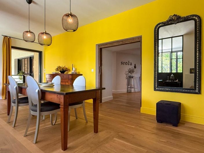 Image No.9-6 Bed House for sale