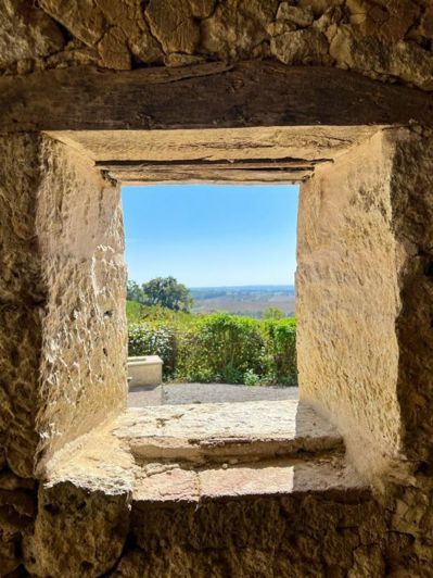 Image No.10-6 Bed House for sale