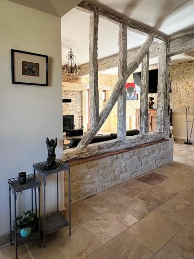 Image No.14-6 Bed House for sale