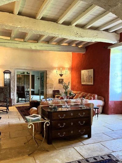 Image No.7-10 Bed Property for sale