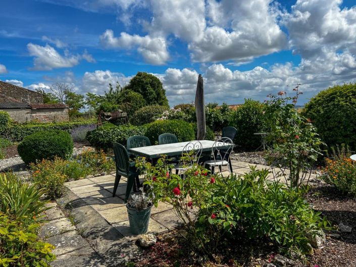 Image No.3-3 Bed House for sale