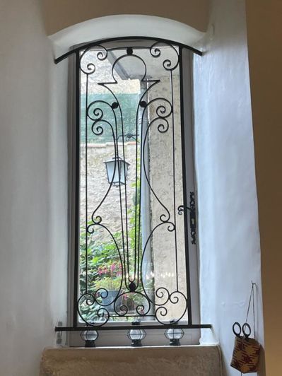 Image No.12-2 Bed House for sale