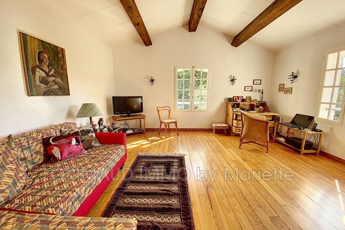 Image No.15-3 Bed House for sale