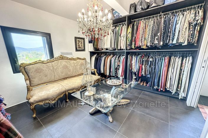 Image No.13-3 Bed House for sale