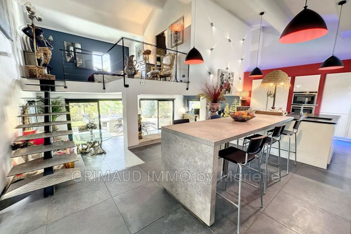 Image No.4-3 Bed House for sale