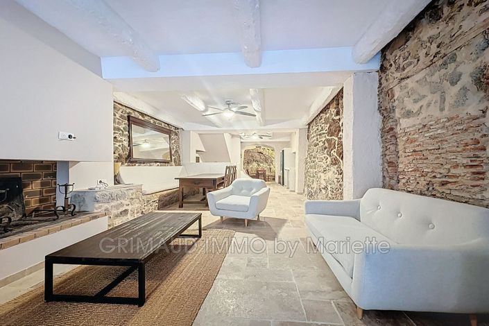 Image No.1-2 Bed House for sale