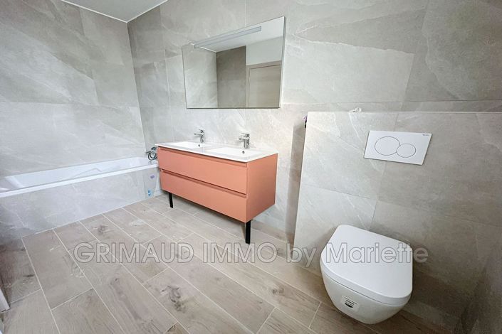 Image No.19-4 Bed House for sale