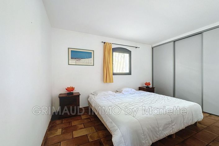 Image No.14-5 Bed House for sale