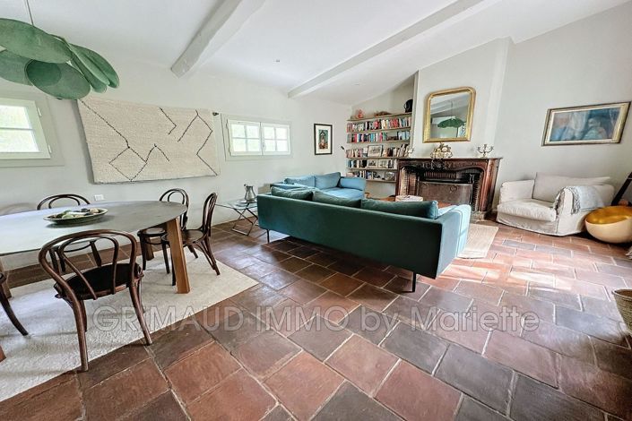 Image No.12-3 Bed House for sale