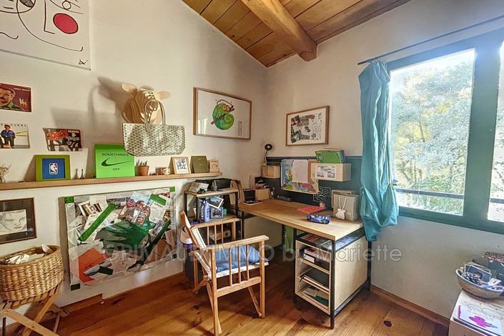 Image No.12-3 Bed House for sale