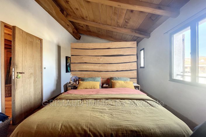 Image No.13-3 Bed House for sale