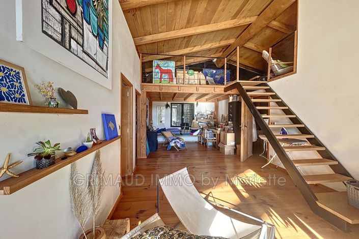 Image No.3-3 Bed House for sale