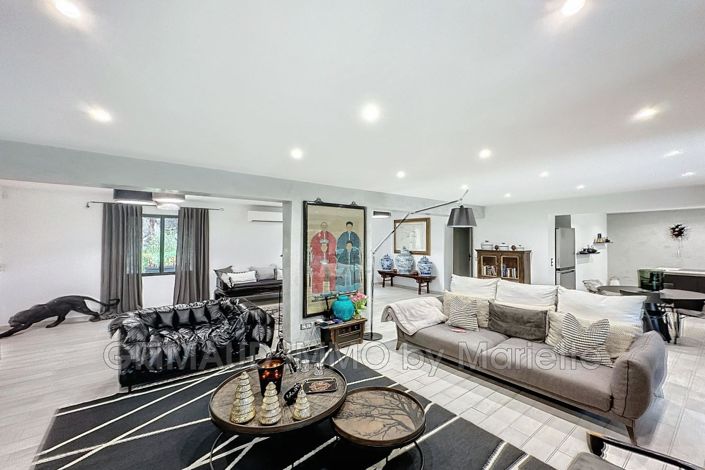 Image No.7-6 Bed House for sale