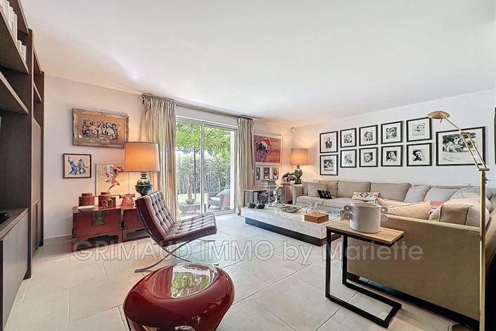 Image No.14-5 Bed House for sale