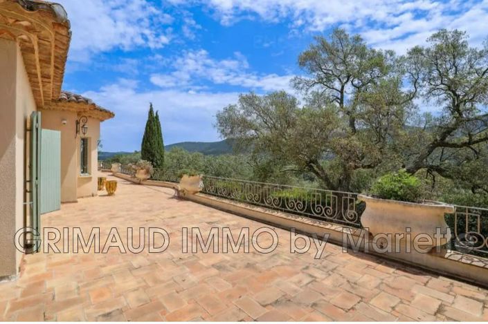 Image No.3-4 Bed House for sale