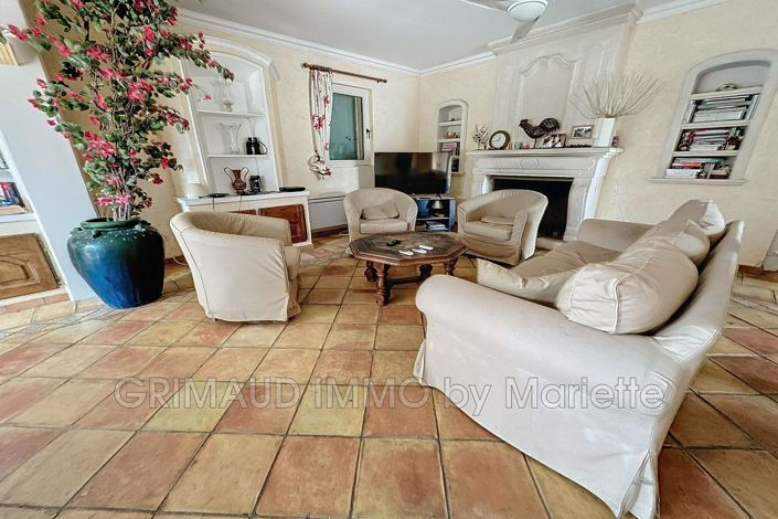 Image No.5-4 Bed House for sale