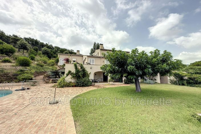 Image No.4-9 Bed House for sale