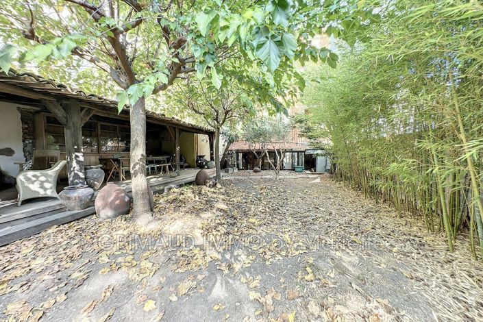 Image No.5-7 Bed House for sale