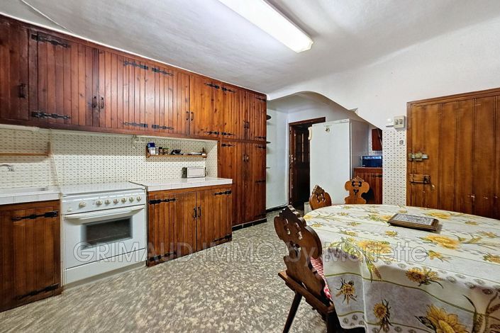 Image No.6-10 Bed House for sale