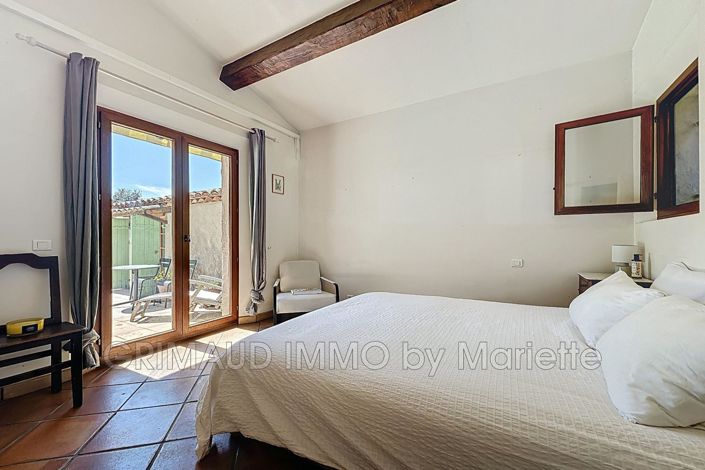 Image No.15-4 Bed House for sale