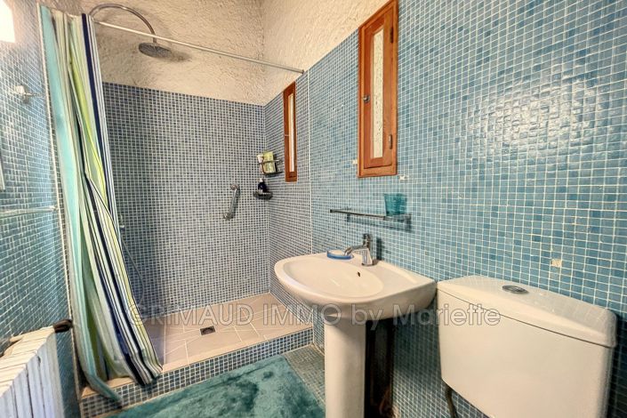 Image No.17-7 Bed House for sale