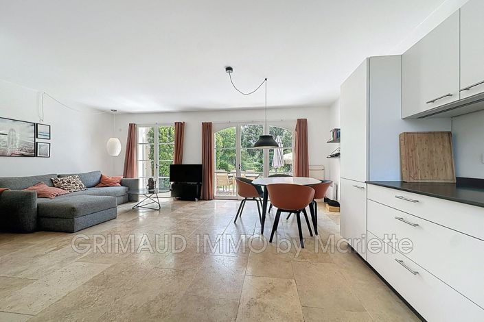 Image No.6-3 Bed House for sale