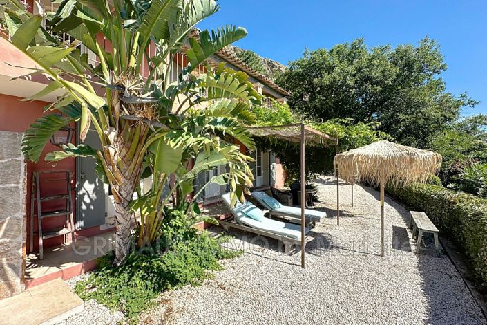 Image No.9-4 Bed House for sale